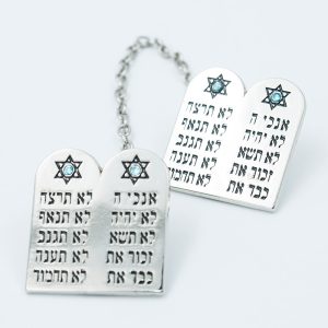 מחזיק לטלית דגם "לוחות הברית"