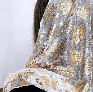 מטפחת דגם פרחים זהב